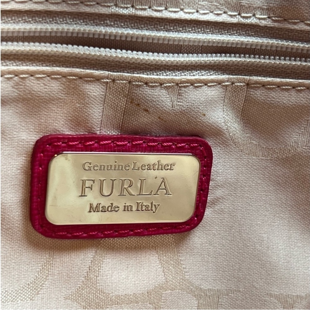 Furla Julia Tote Shoulder Bag with Matching Zip Pouch in Barbie Pink Leather EUC - Picture 13 of 16